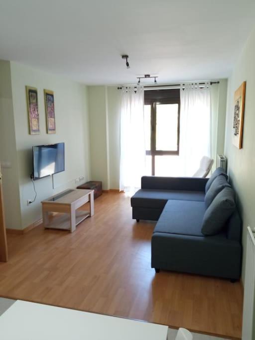 Apartamento Leila Posada De Llanes Bagian luar foto